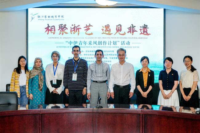 结业合影.jpg 结业合影.jpg