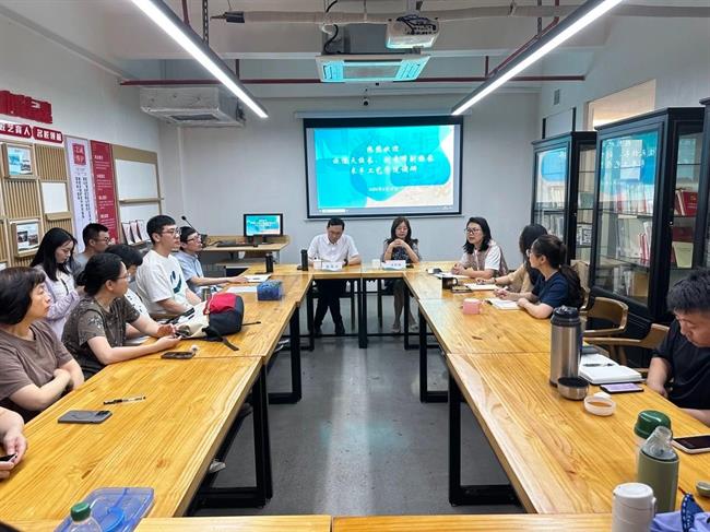 392f4af89dd66f338e969c8e42e9396.jpg 392f4af89dd66f338e969c8e42e9396.jpg