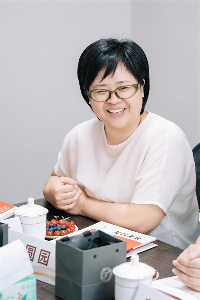 刘圆园.jpg 刘圆园.jpg