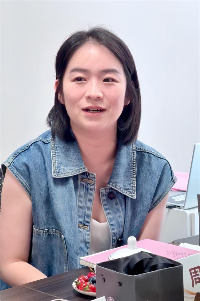 周张丽(1).jpg 周张丽(1).jpg